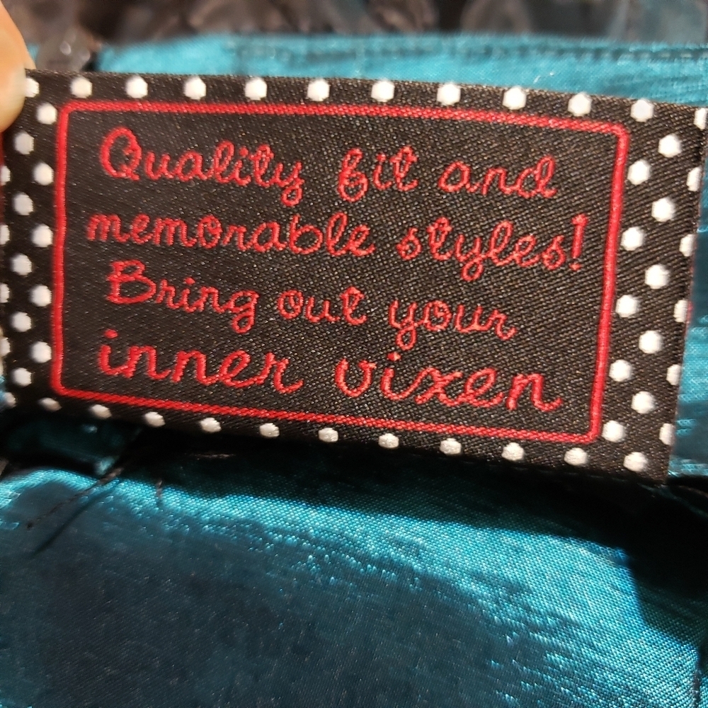 Voodoo Vixen Black Lace Skirt with Teal Band - Picture 8 of 10